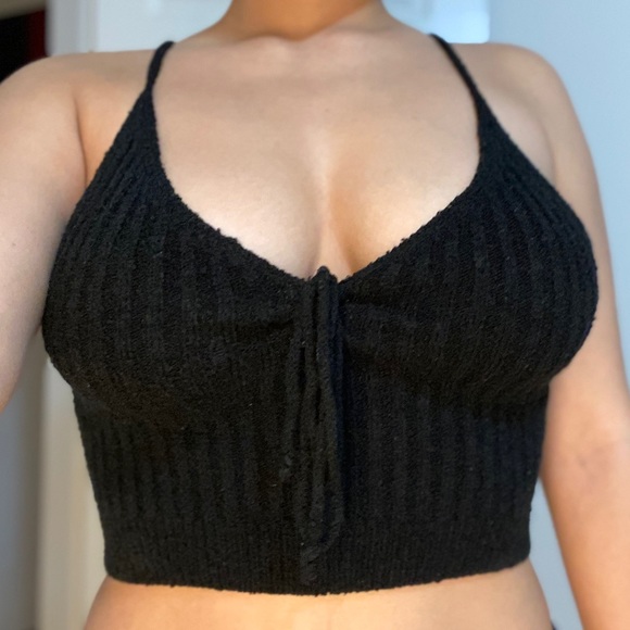 Black crop top - Picture 2 of 2